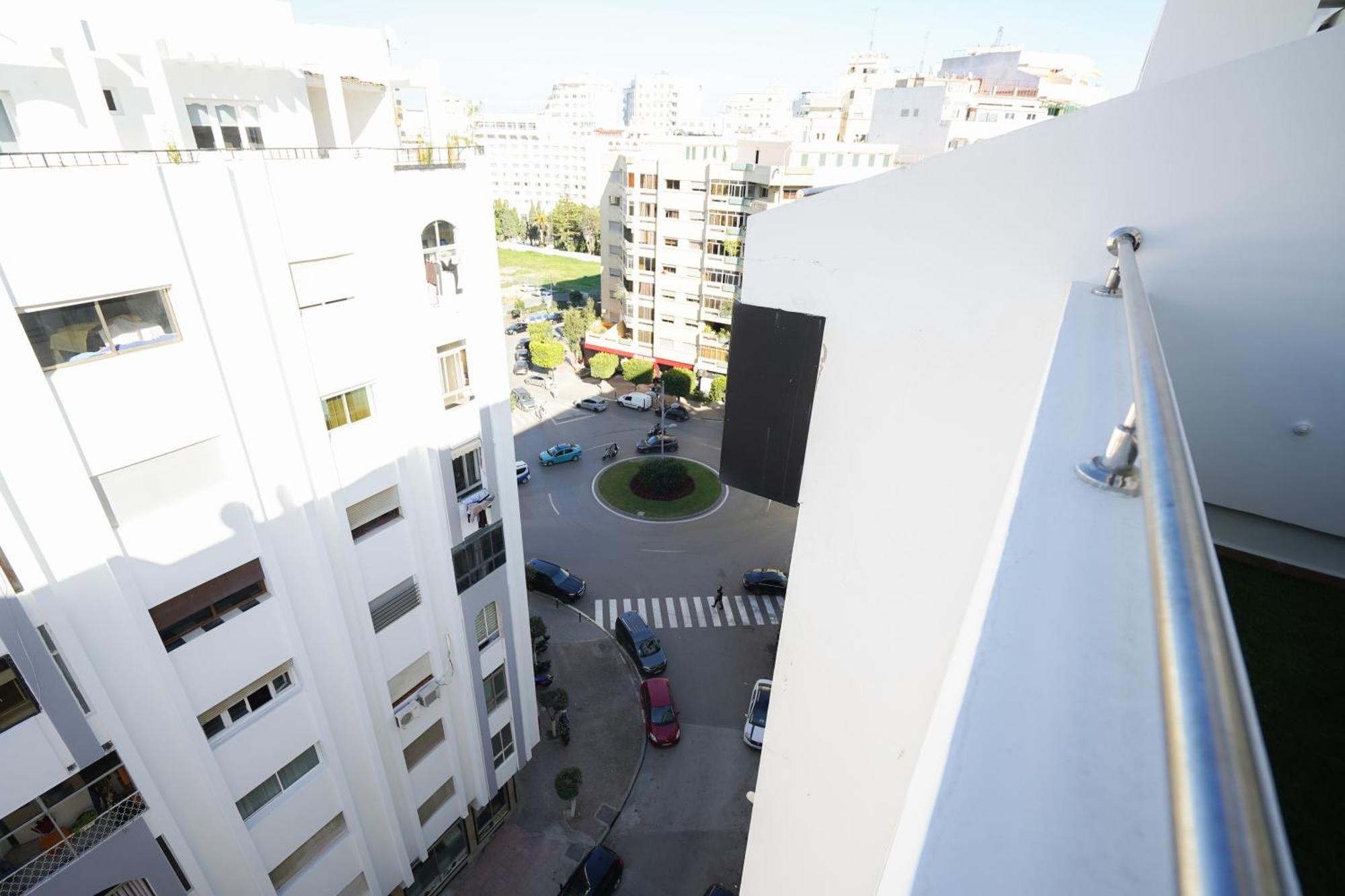 Appartement With Terasse 5 Min To Tanger Marina-Free Parking Exterior photo